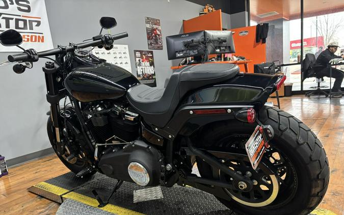 2019 Harley-Davidson® Fat Bob® 114 BLACK
