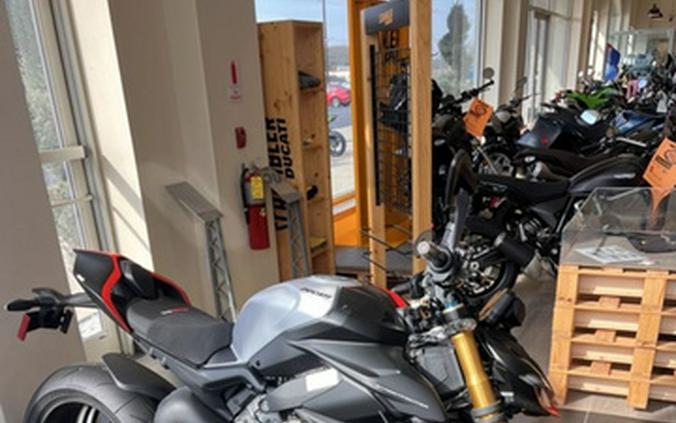 2025 Ducati Streetfighter V4 SP2 Winter Test