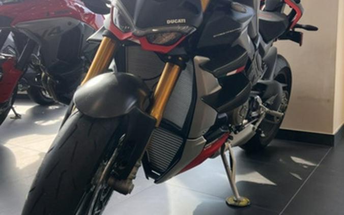 2025 Ducati Streetfighter V4 SP2 Winter Test