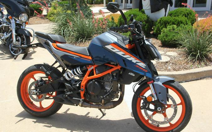 2024 KTM 390 Duke Atlantic Blue