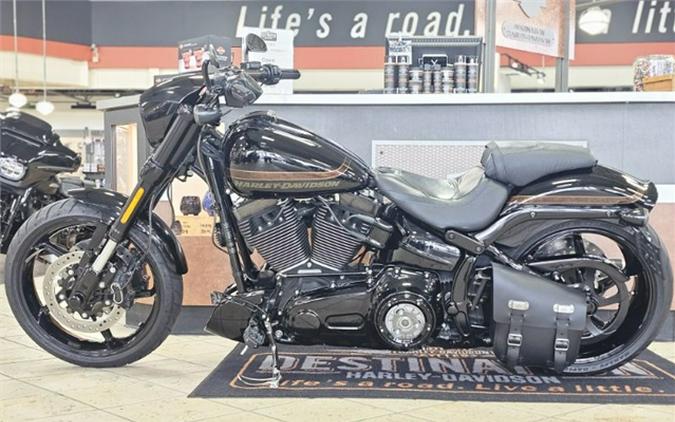 2017 Harley-Davidson CVO Pro Street Breakout