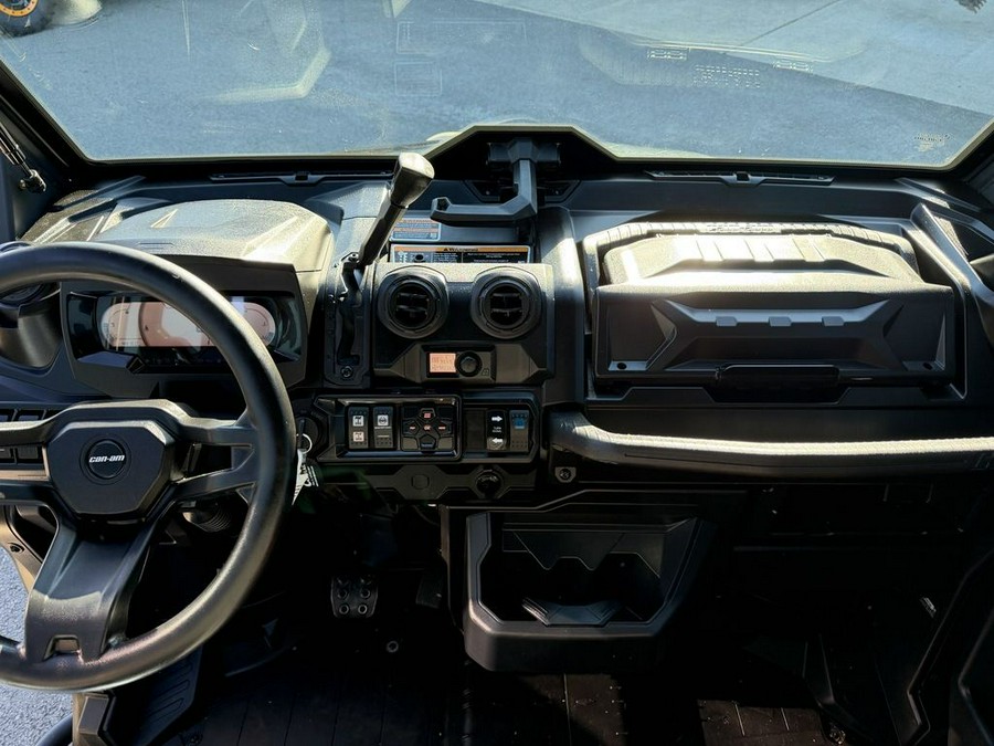 2023 Can-Am® Defender MAX Limited HD10 Desert Tan & Timeless Black