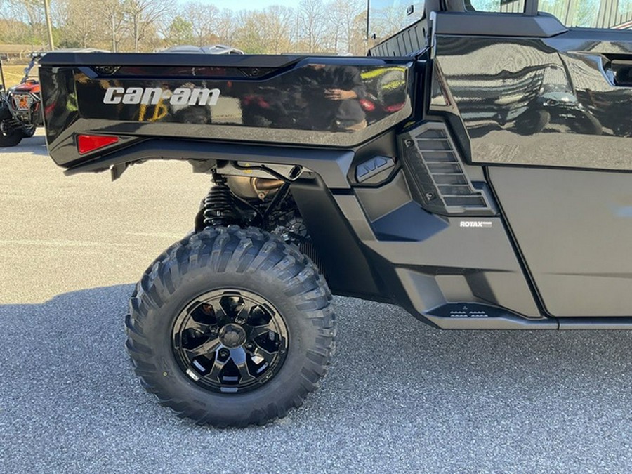 2026 Can-Am Defender MAX XT CAB HD11 With 10.25 In.Display