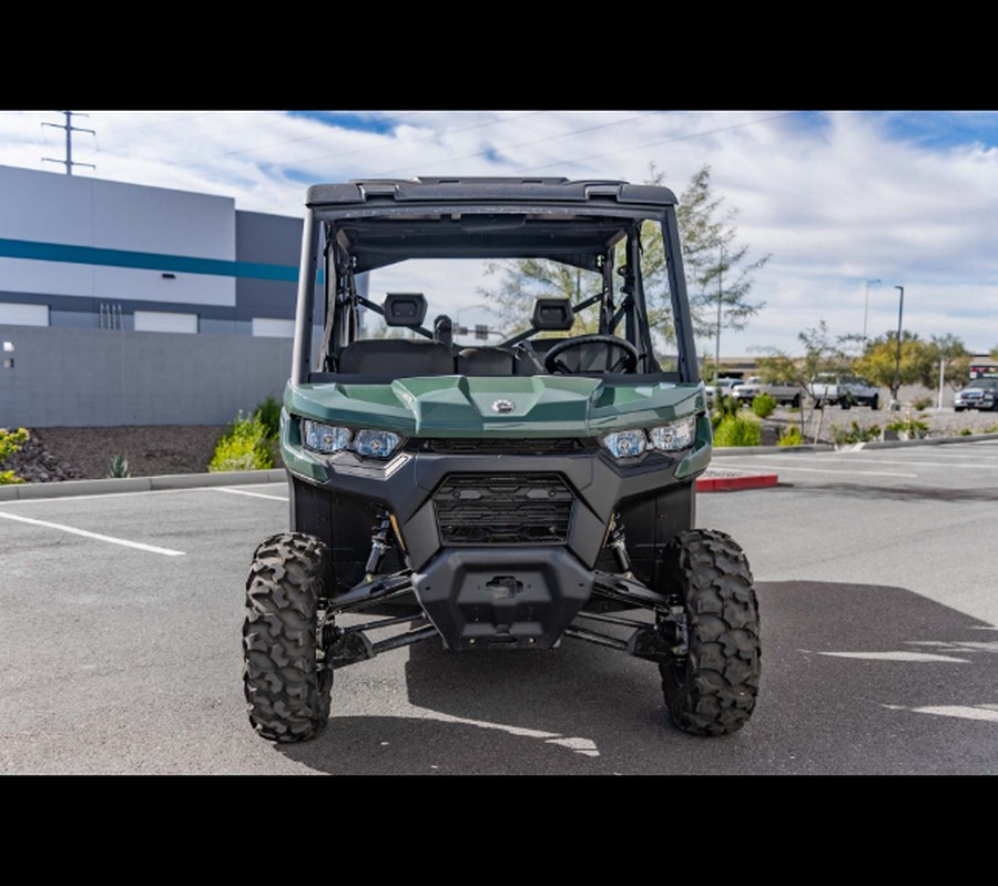 2023 Can-Am™ Defender MAX HD7