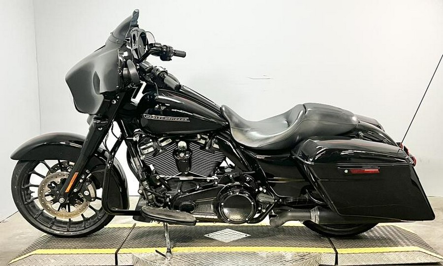 2018 Harley-Davidson® FLHXS - Street Glide® Special