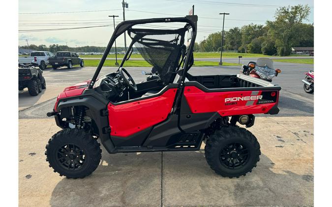 2023 Honda Pioneer 1000 Deluxe Red