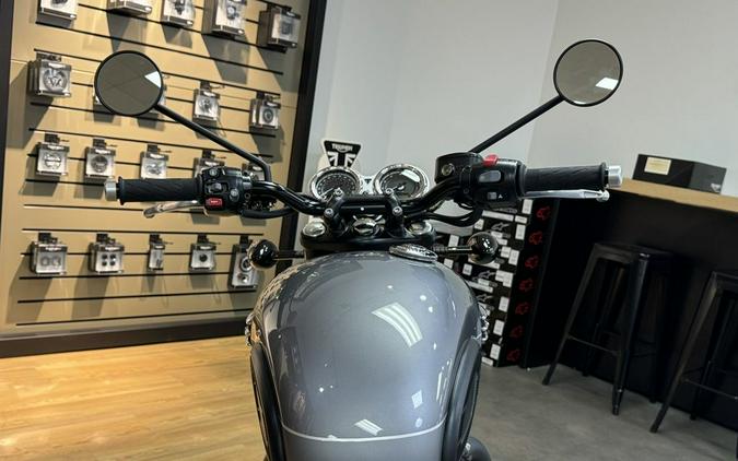 2024 Triumph Bonneville T120 Black Silver Ice/Phantom Black