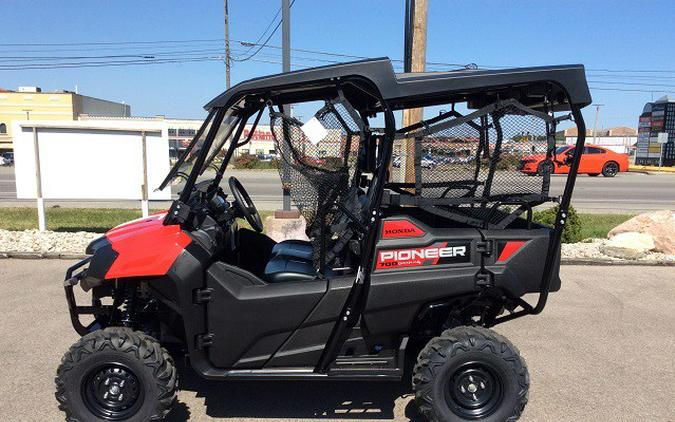 2025 Honda PIONEER 700 4-SEAT W/ ACCESSORIES