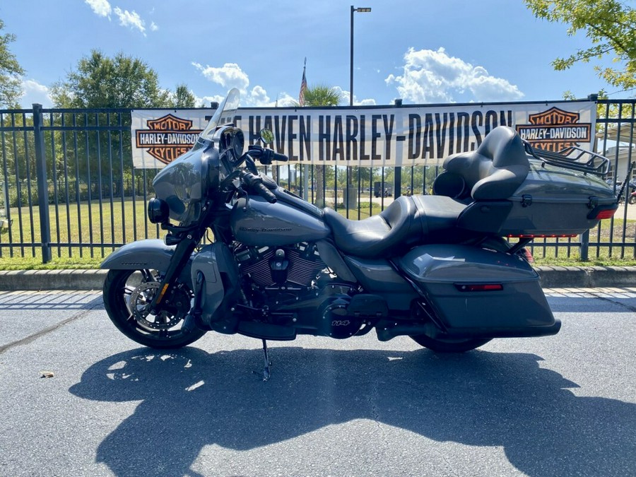 2022 Harley-Davidson® Ultra Limited Gauntlet Gray Metallic