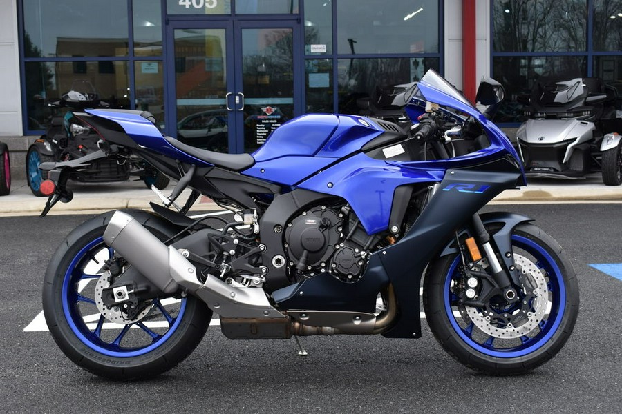 2023 Yamaha YZF-R1