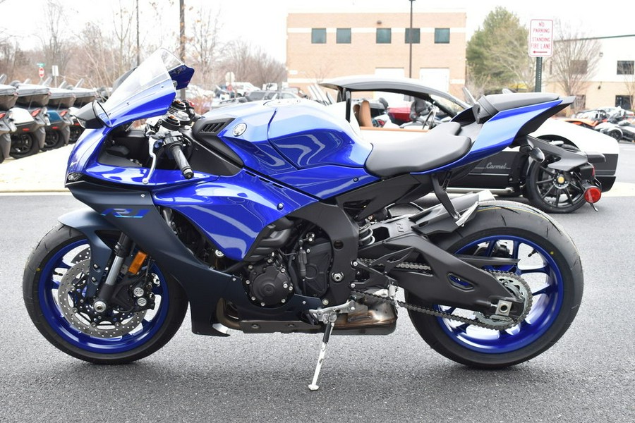 2023 Yamaha YZF-R1