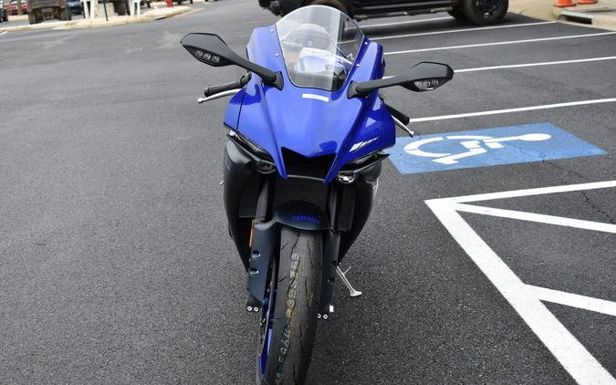 2023 Yamaha YZF-R1