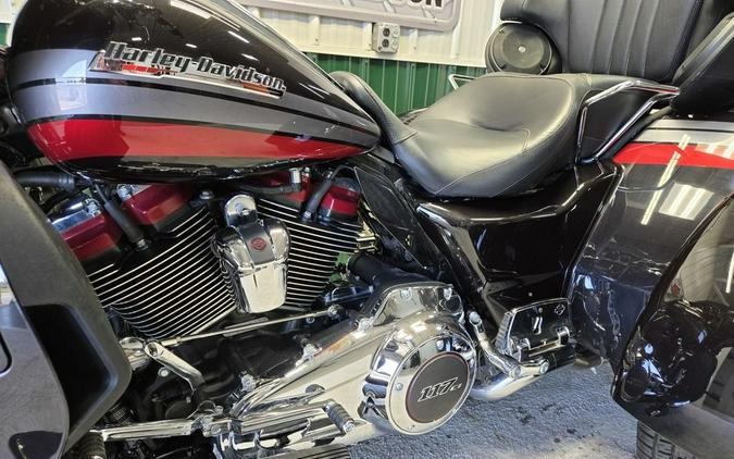 2020 Harley-Davidson® FLHTCUTGSE - CVO™ Tri Glide®