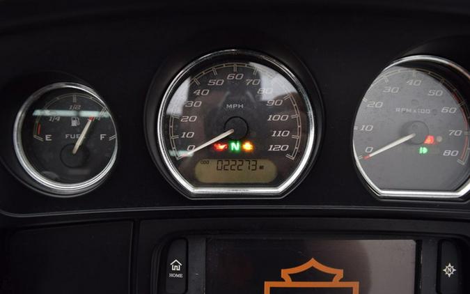 2017 Harley-Davidson FLHTCUTG - Tri Glide Ultra