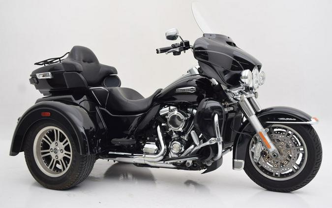 2017 Harley-Davidson FLHTCUTG - Tri Glide Ultra