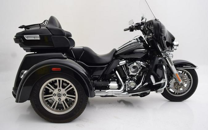 2017 Harley-Davidson FLHTCUTG - Tri Glide Ultra