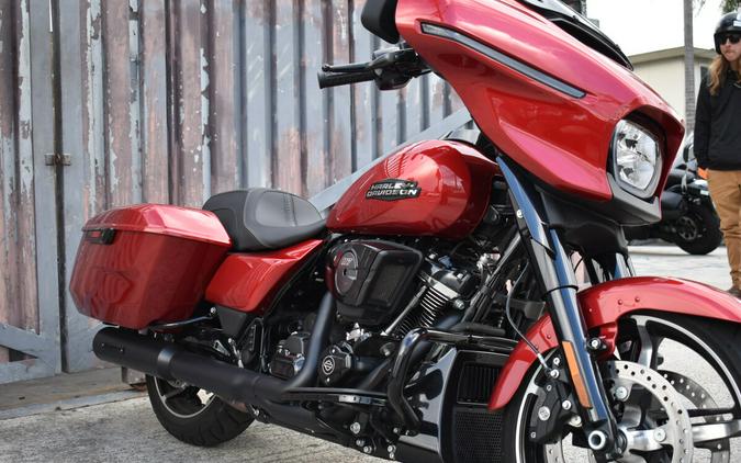 2025 Harley-Davidson® Street Glide® FLHX