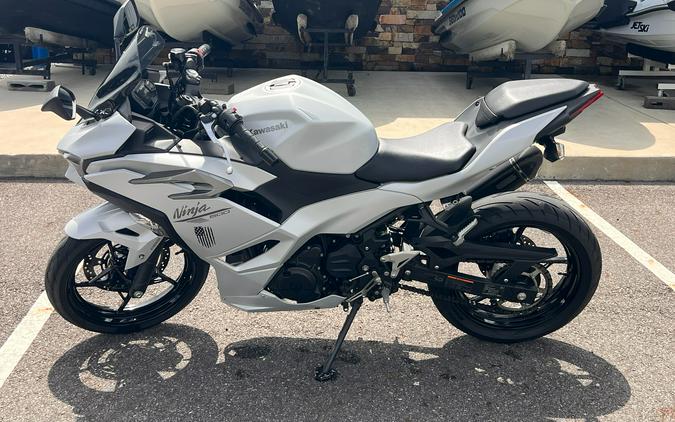 2024 Kawasaki Ninja 500 ABS
