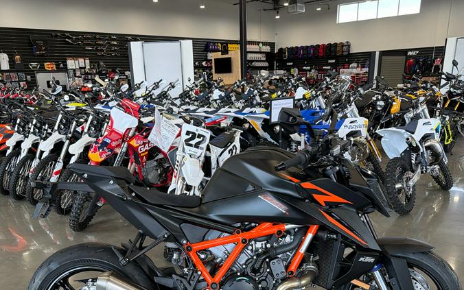 2026 KTM 1390 Super Duke R EVO