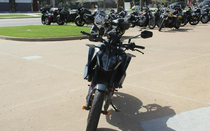 2024 KTM 390 Duke Atlantic Blue