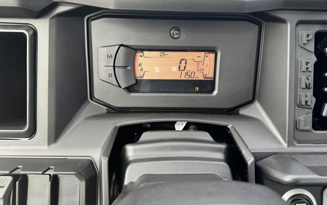 2026 Can-Am Defender MAX Lone Star HD11