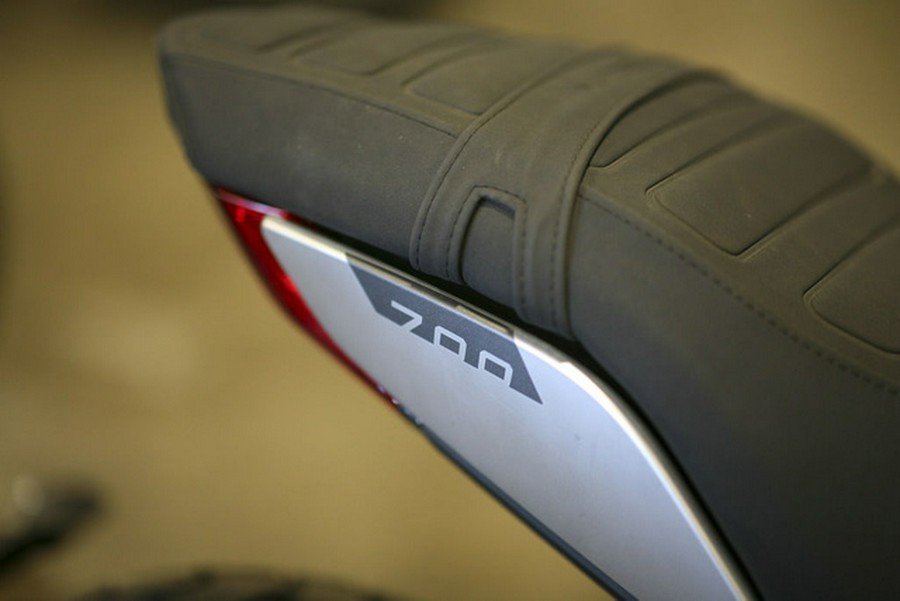 2022 CFMOTO 700 CL-X Sport