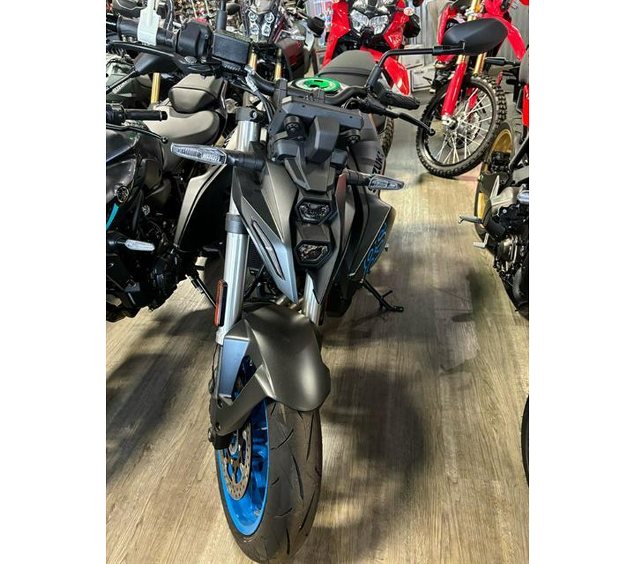 2024 Suzuki GSX-8S