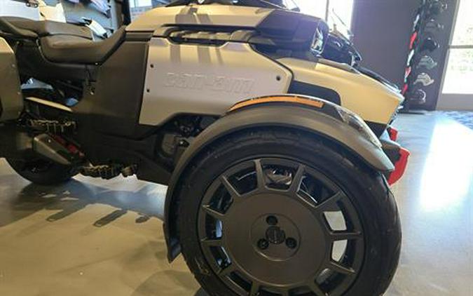 2025 Can-Am Canyon XT