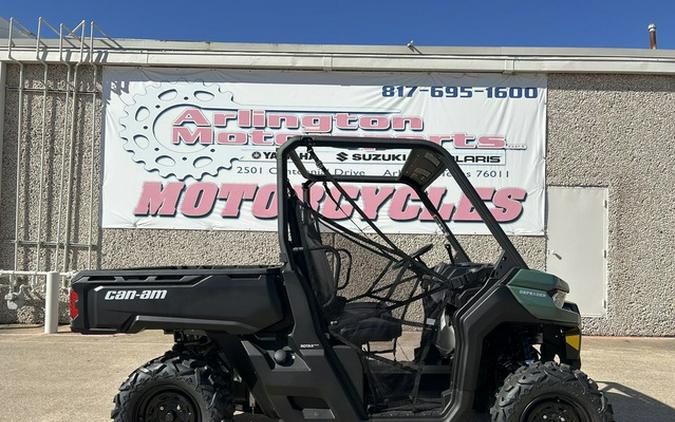 2025 Can-Am Defender HD9