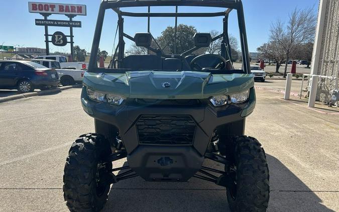 2025 Can-Am Defender HD9