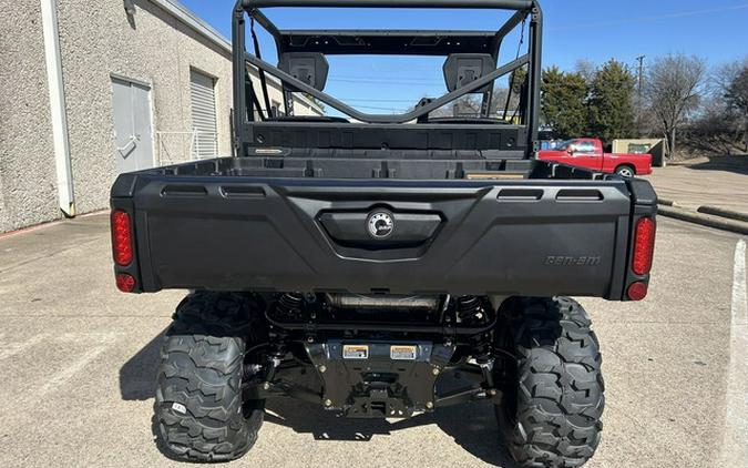 2025 Can-Am Defender HD9