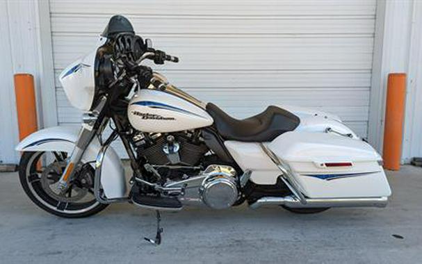 2017 Harley-Davidson Street Glide® Special