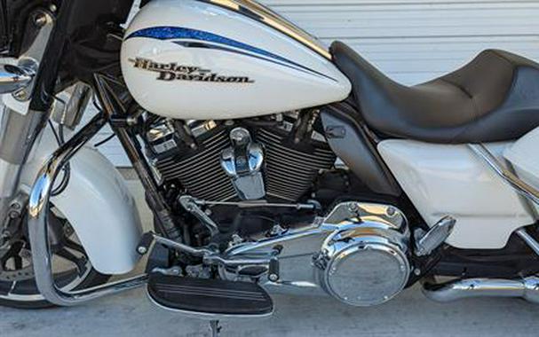 2017 Harley-Davidson Street Glide® Special