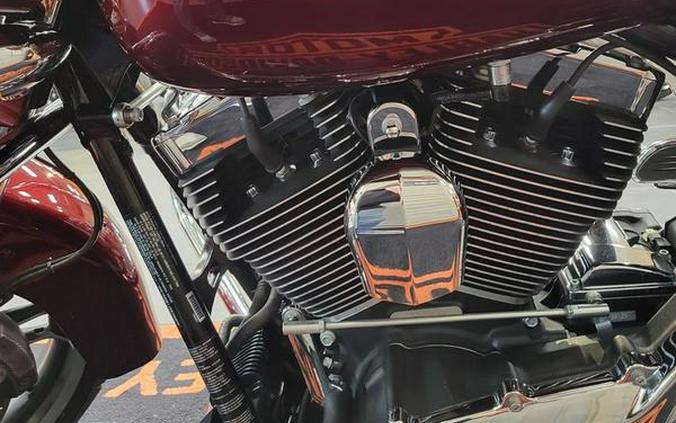 2014 Harley-Davidson® FLHXS - Street Glide® Special