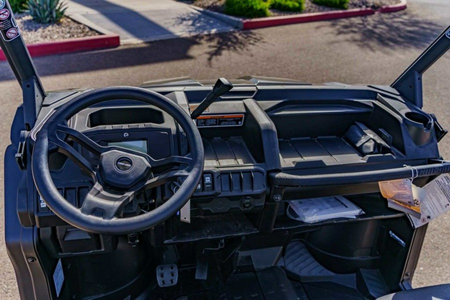 2025 Can-Am Defender MAX DPS HD9 Stealth Black