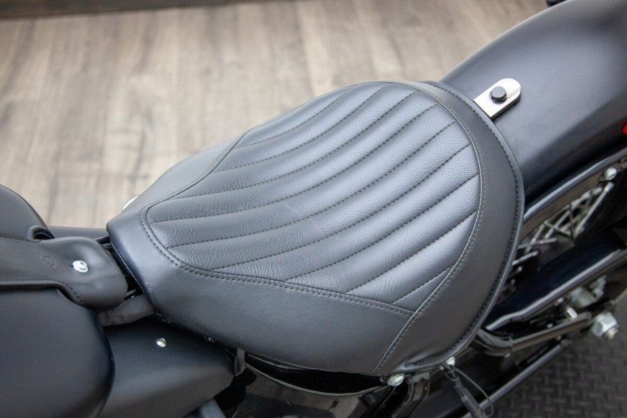 2016 Harley-Davidson® Softail Slim®