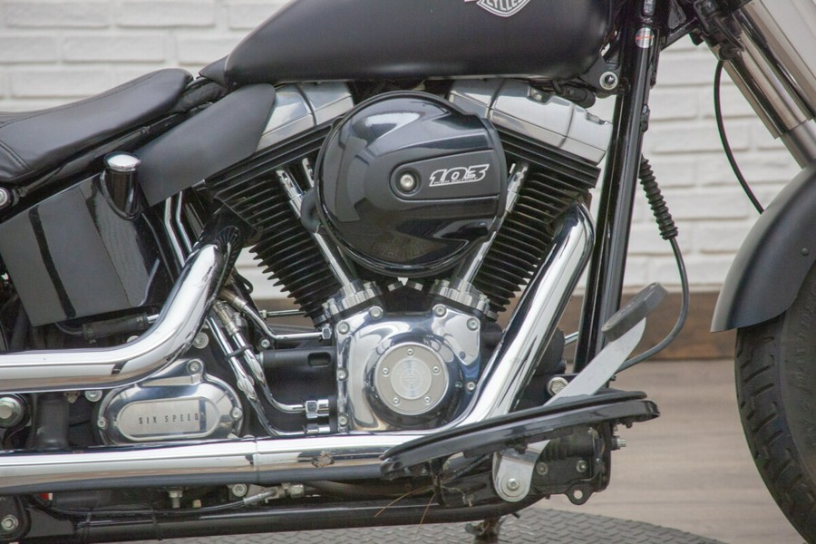 2016 Harley-Davidson® Softail Slim®