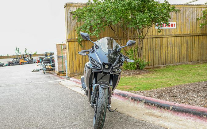 2026 YAMAHA YZFR3 ABS