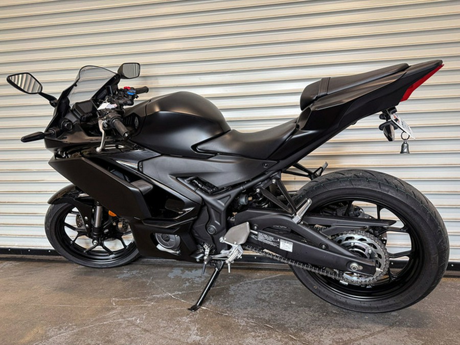 2025 Yamaha YZF R3