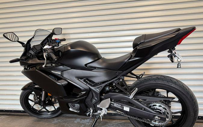 2025 Yamaha YZF R3