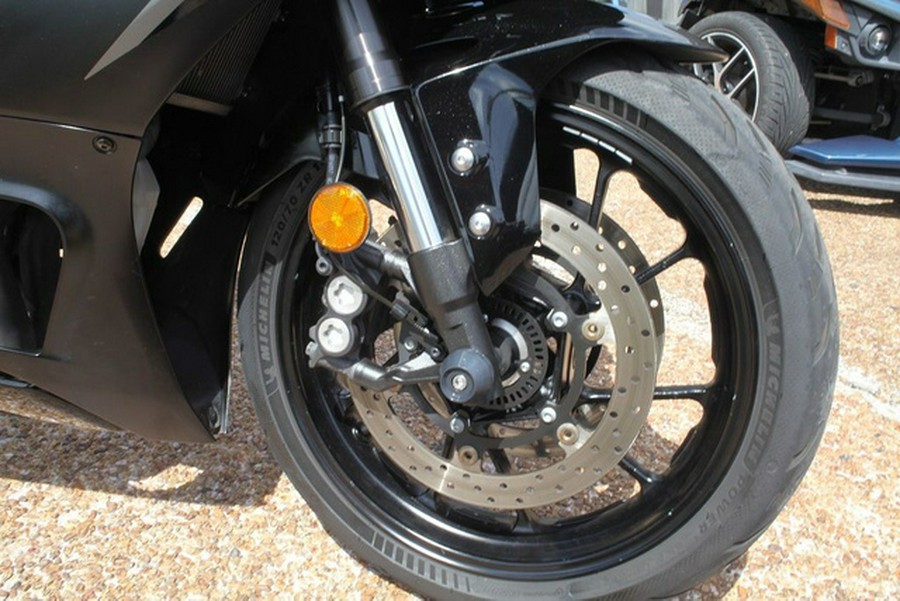 2025 Yamaha YZF-R7