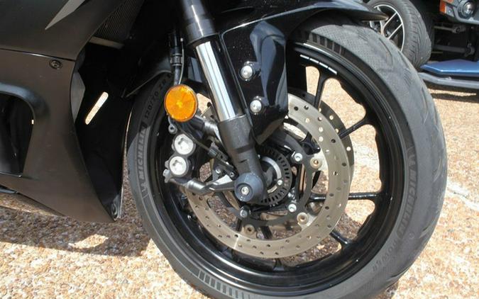 2025 Yamaha YZF-R7