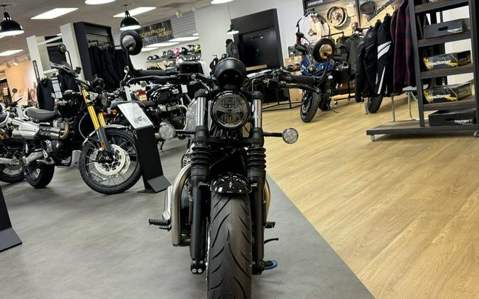 2024 Triumph Bonneville Bobber Jet Black/Ash Gray