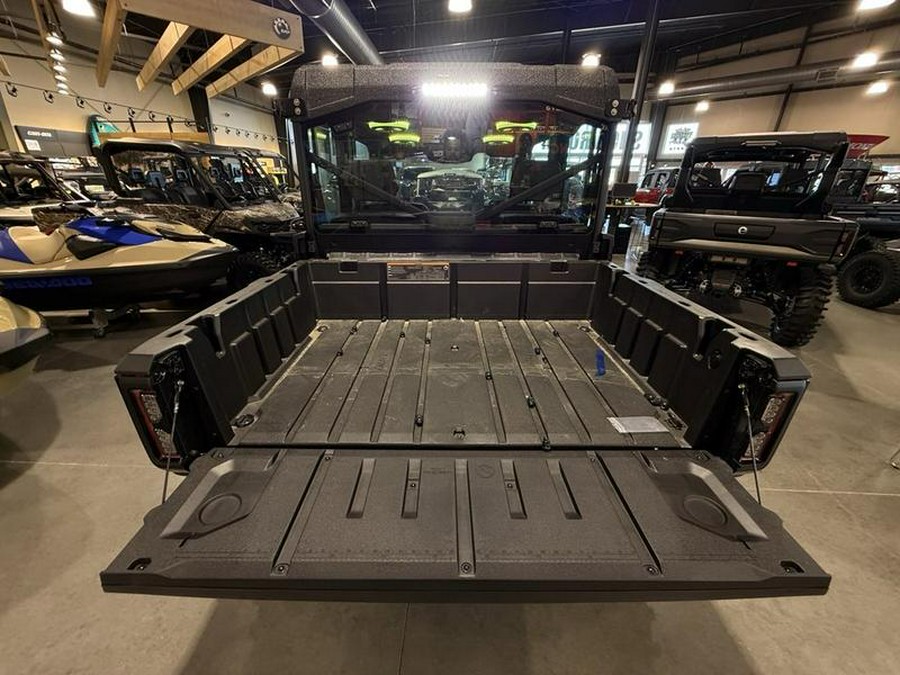 2026 Can-Am® Defender MAX XT CAB HD11