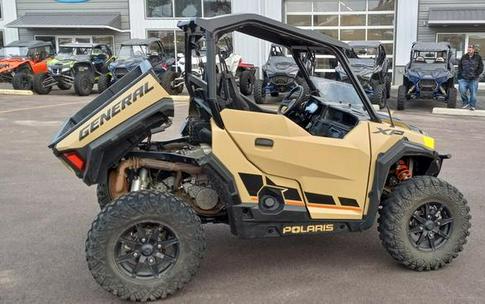 2021 Polaris® General 1000 Deluxe Ride Command