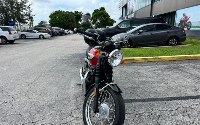 2020 Triumph Bonneville T100 Cranberry Red