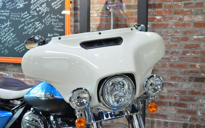 2021 Harley-Davidson Electra Glide Revival™ Hi-Fi Blue/Birch White