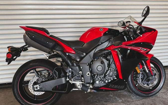 2013 Yamaha YZF R1