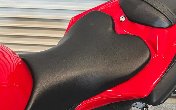 2013 Yamaha YZF R1