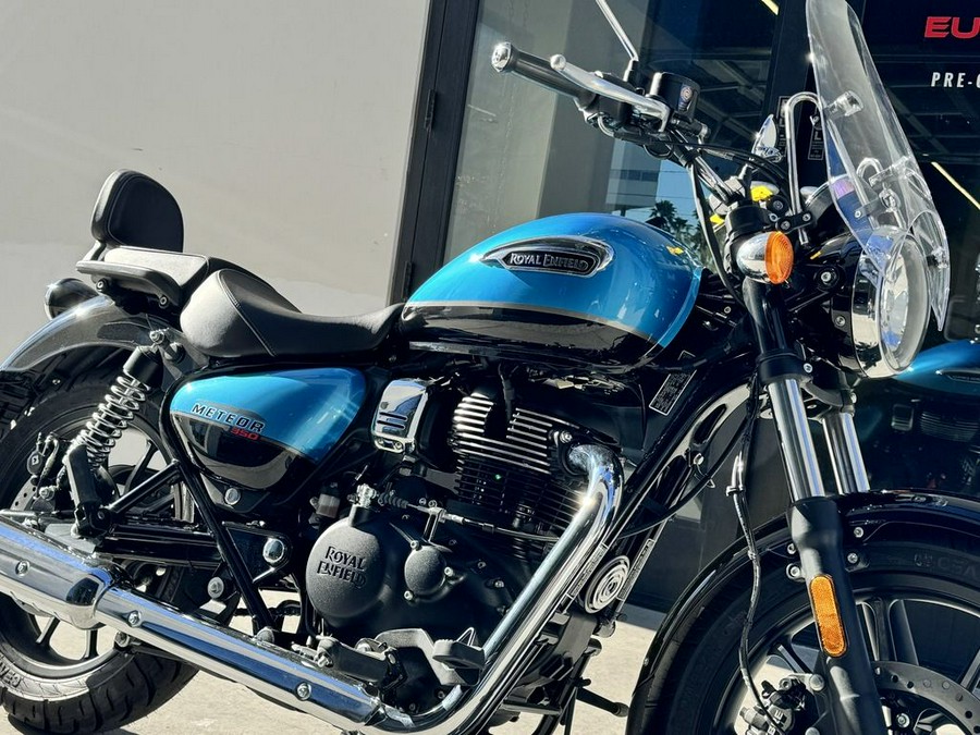 2023 Royal Enfield Meteor 350 Supernova Blue